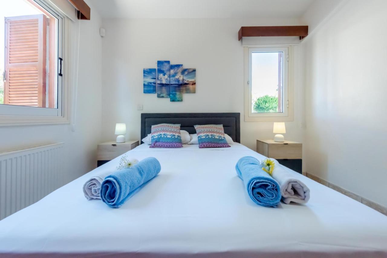 Villa Savoya Sunrise By Ezoria Villas كورال باي المظهر الخارجي الصورة