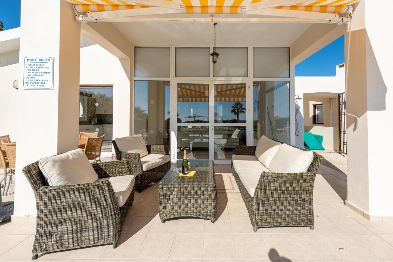 Villa Savoya Sunrise By Ezoria Villas كورال باي المظهر الخارجي الصورة