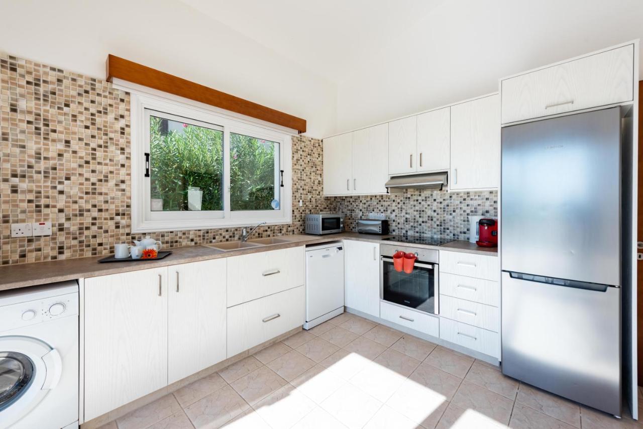 Villa Savoya Sunrise By Ezoria Villas كورال باي المظهر الخارجي الصورة